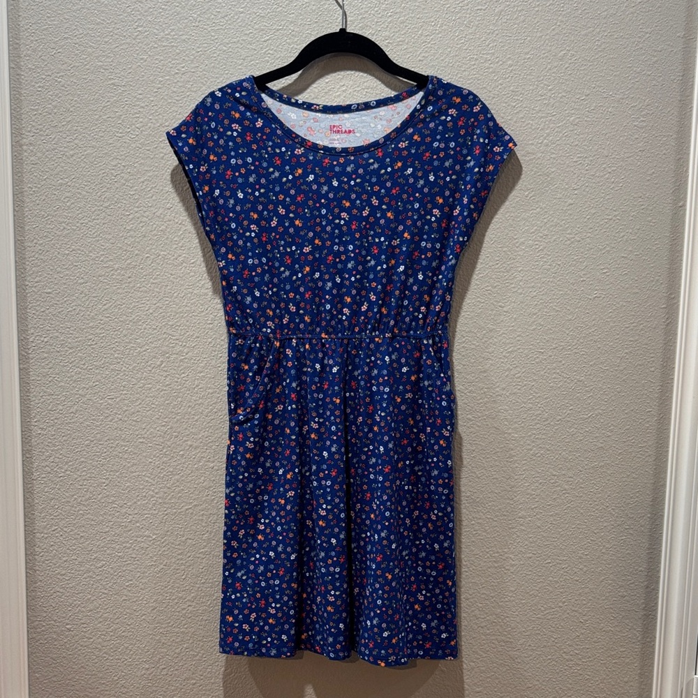 💙🌸 Epic Threads Kids Floral Blue Dress – SZ L 🌸💙